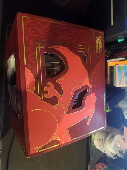 Pokémon Charizard ex super premium collection