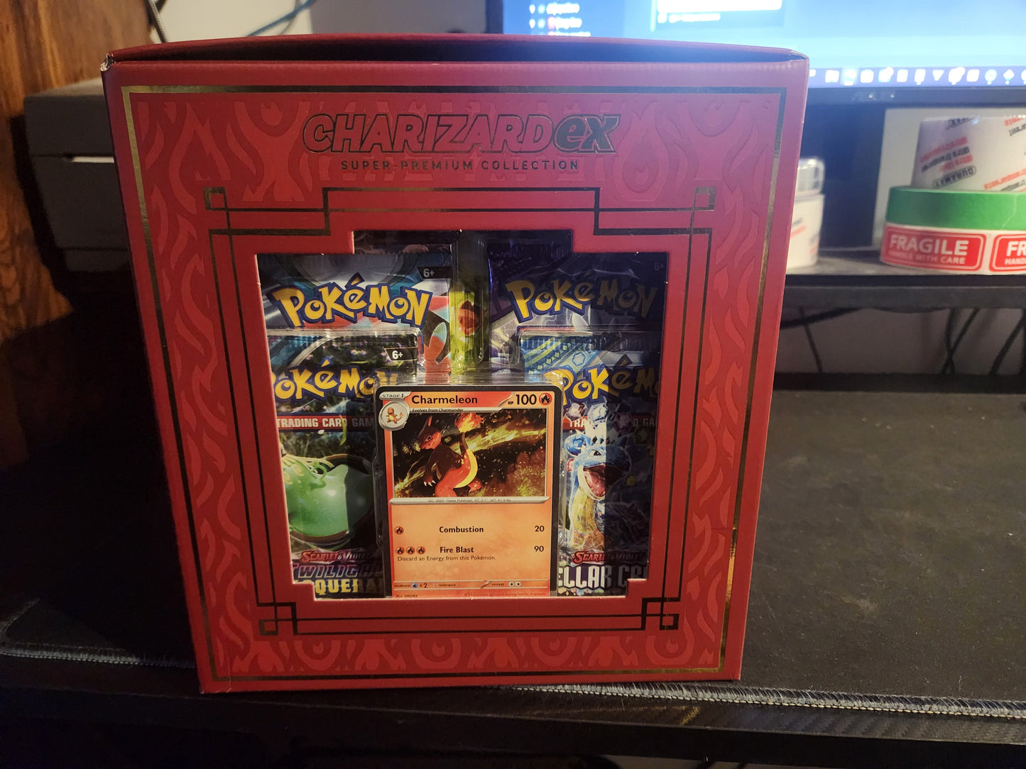 Pokémon Charizard ex super premium collection