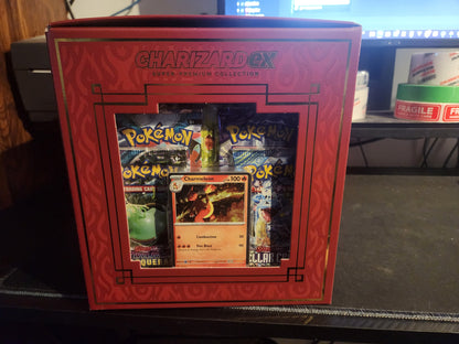 Pokémon Charizard ex super premium collection