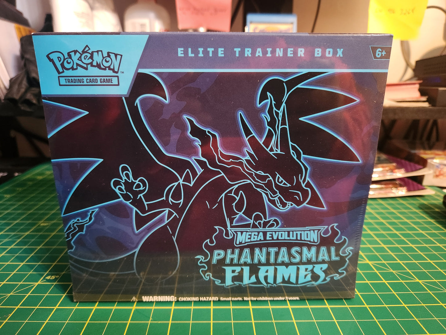 Phantasmal Flames Elite Trainer Box
