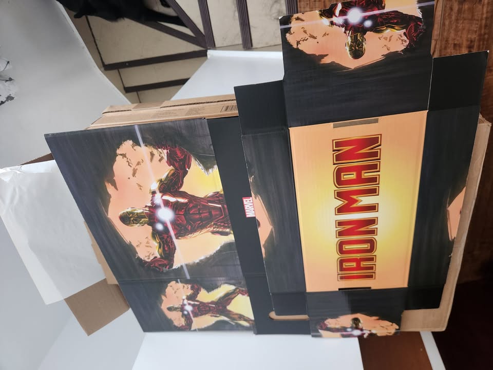 Iron Man Short Comic Box