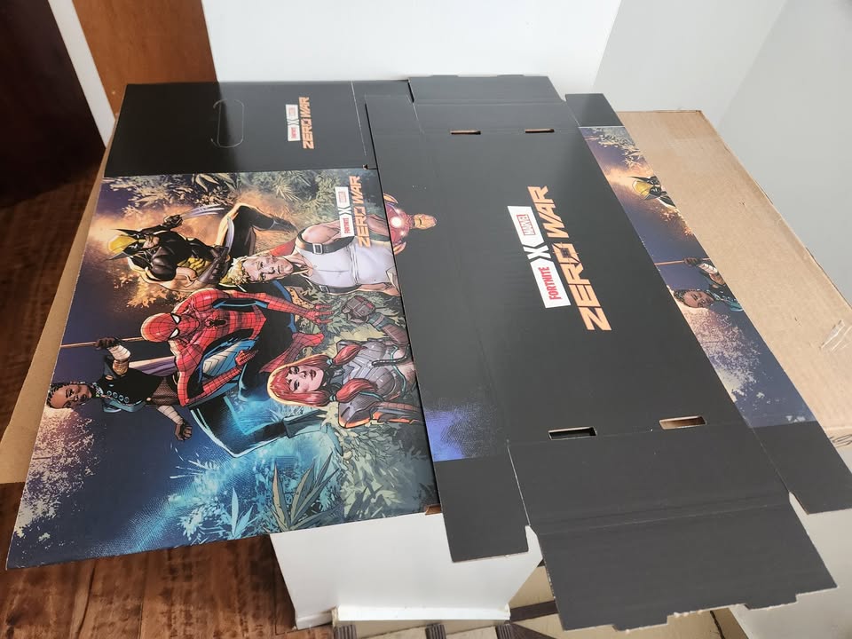 Fortnite / Marvel Zero War Short comic Box