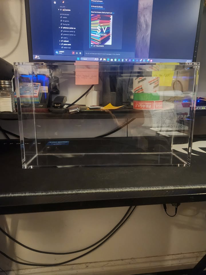 Acrylic Pokémon 151 upc Magnetic Protector case